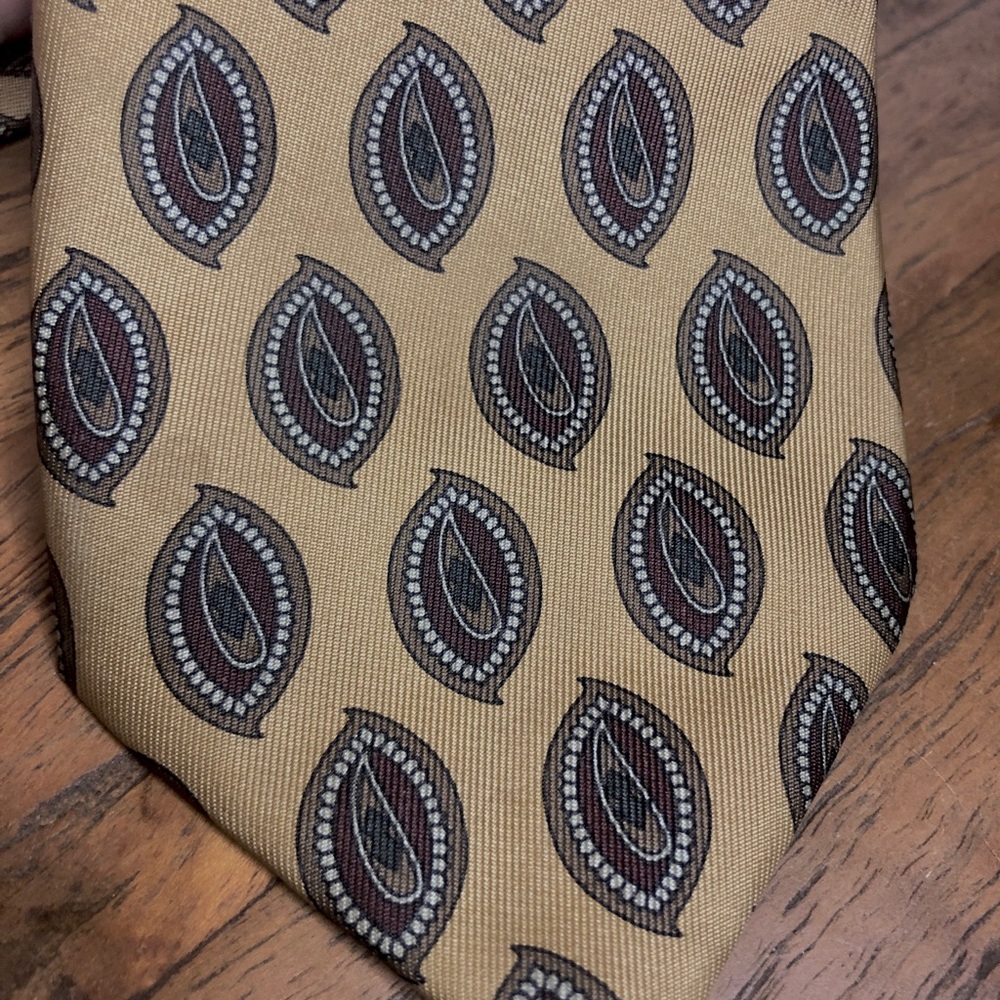 Chanel tan beige tie Silk paisley - Picture 2 of 4